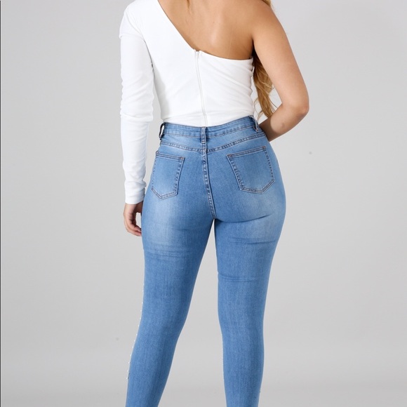 Capris - Picture 3 of 3